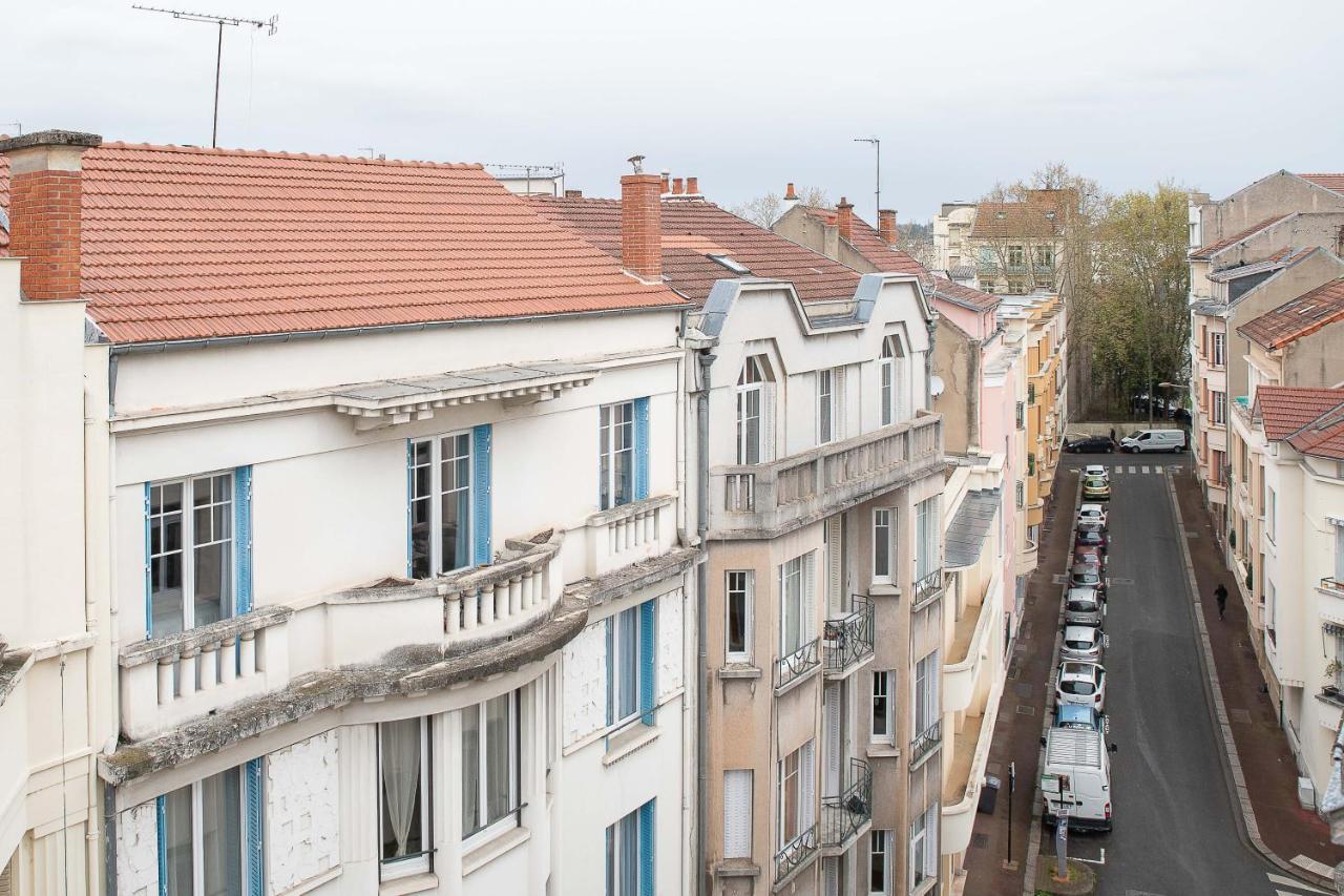 Le Larbaud - Appartement Calme Et Lumineux En Centre Ville Віші Екстер'єр фото